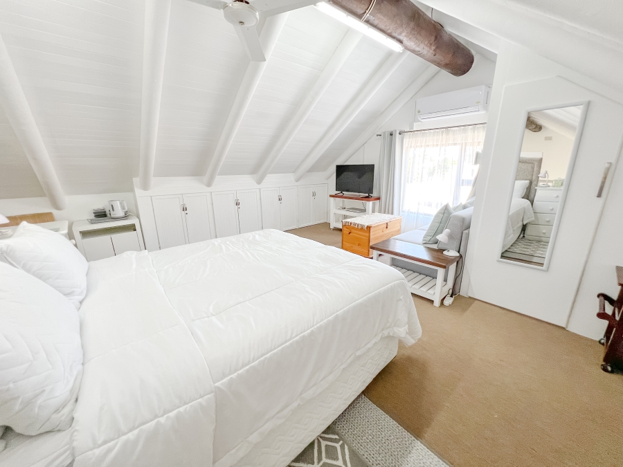 4 Bedroom Property for Sale in Keurbooms River Western Cape